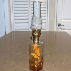 Vtg Lamplight Farms Glass Butterfly Oil Lamp 10”